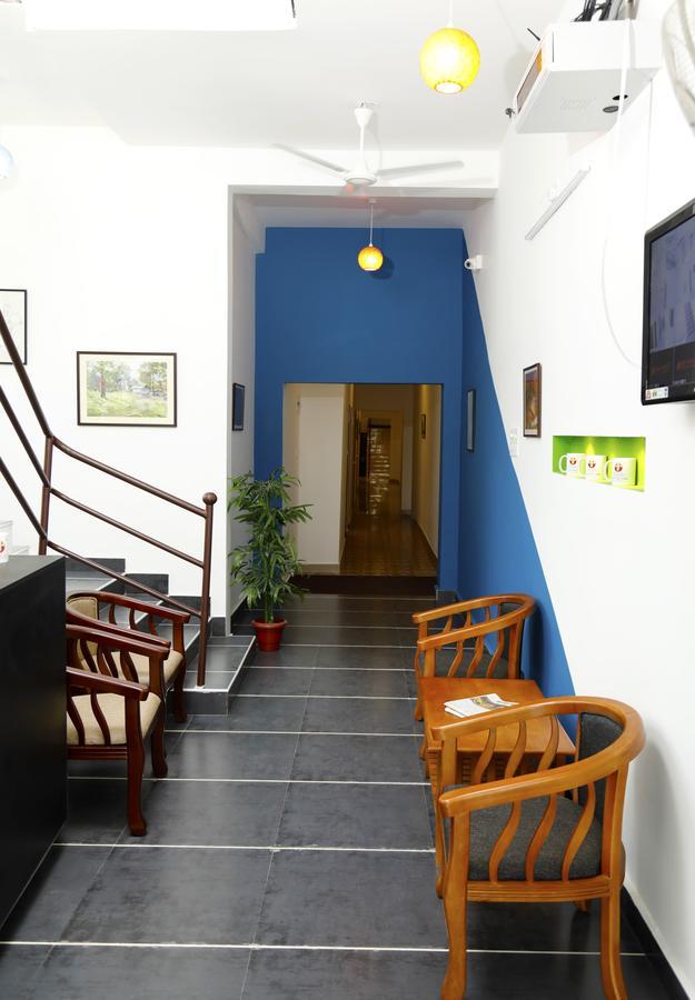 Puthens Clifton Inn Kottayam Bagian luar foto
